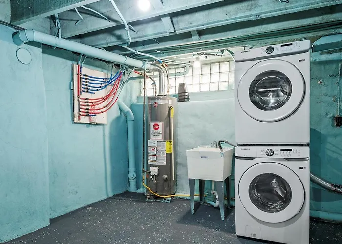 Homestay Oakland/university @f Spacious And Quiet Private Bedroom With Shared Bathroom *